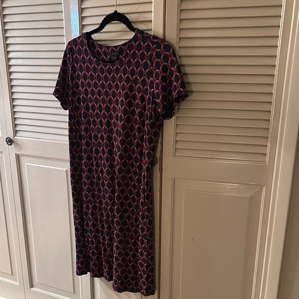 Chic Women's J. Jill Dress in Black and Pink